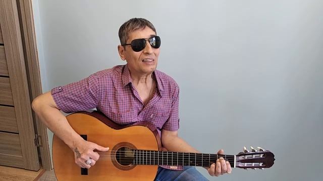 "Белой акации гроздья душистые" под гитару смотреть онлайн