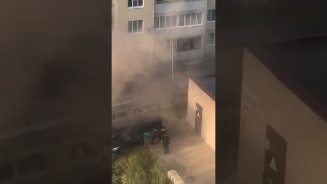 На пожаре в Лесной Республике тяжело пострадал электрик смотреть онлайн