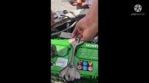 How to fix battery nissan tiida