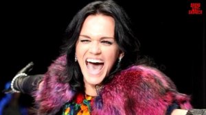 Это случилось час назад в Москве с певицей Славой!!!