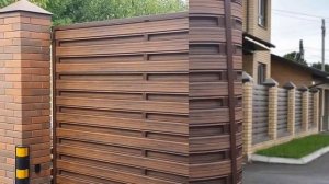 забор из металлического штакетника горизонтальный