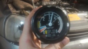 Лада Калина, не исправный регулятор давления, замер давления в рампе.