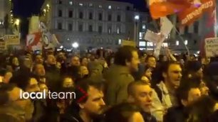 Firenze scontri contro Salvini