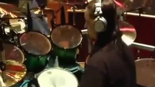 Лучший барабанщик мира Joey Jordison iz Slipknot Drum Solo