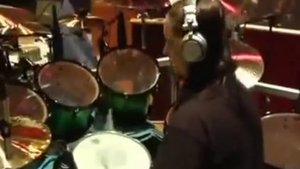 Лучший барабанщик мира Joey Jordison iz Slipknot Drum Solo