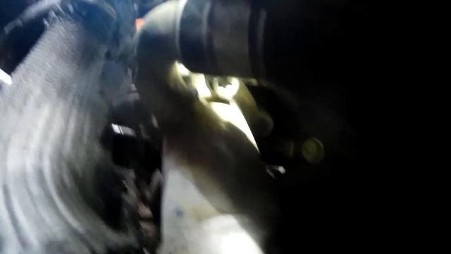 VAUXHALL ASTRA 1.3 CDTi EGR valve replacement. смотреть онлайн