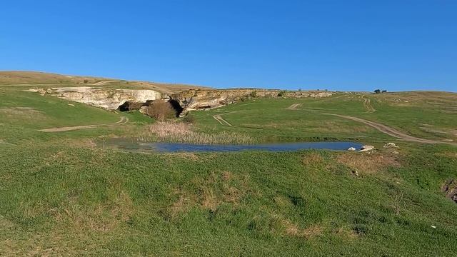 БЕЛАЯ СКАЛА в Крыму - ЖУТКОЕ место. Путешествие по краю пропасти. ГИГАНТСКОЕ дерево СУВОРОВСКИЙ ДУБ