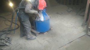 Работа пескоструйки с компрессором ПКС-3,5