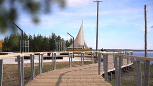 Набережная реки Вилюй в городе Нюрба