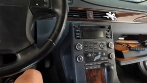 Volvo S80 II 2006-2011 How To Remove Original Radio / Removal