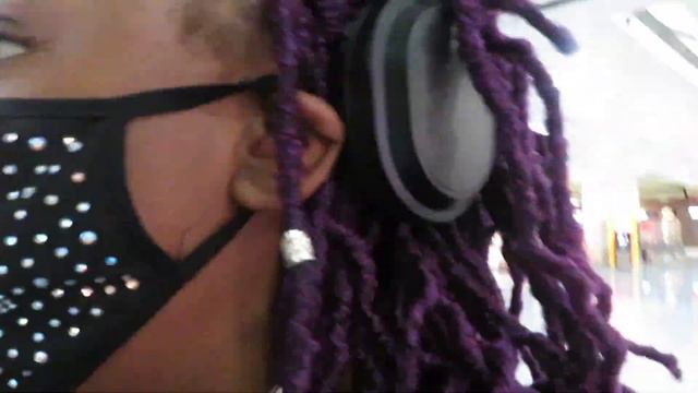 VLOG: TURN UP IN VEGAS! ARRIVAL | POOL | ROOM TOUR | SCORPION SHOTS смотреть онлайн