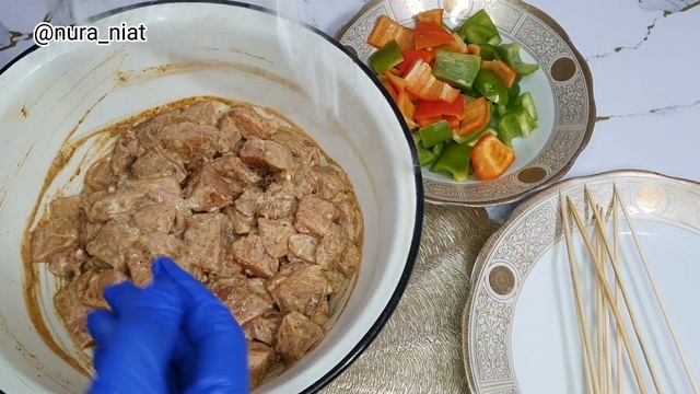 Шашлык в духовке из курицы на шпажках.Самый вкусный шашлык