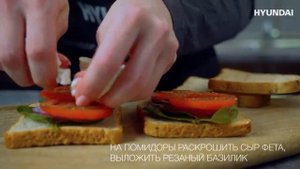 Сэндвичи с ветчиной и сыром в сэндвичнице HYUNDAI HYSM 1302