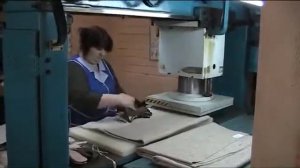 Как делают дедовские тапочки. Создаём форму из войлока