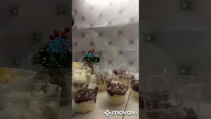 Трайфлы. Ванильный бисквит, крем чиз на сливках, клубничная начинка?