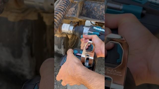 Гайковерт Makita 40v #shortvideo#makita#гайковерт