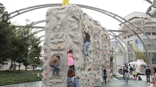 Все для Японской молодежи: Как меняется район Shibuya в Токио смотреть онлайн
