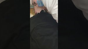 Осмотр пациента и установление гиповолемического геморрагического шока.