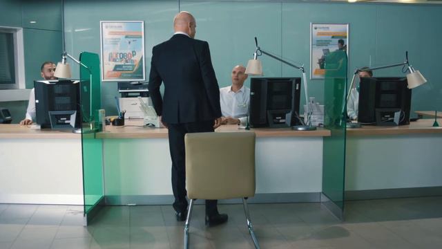 2018 Сбербанк — Менеджер банка (Режиссёр: Евгений Карелинов) смотреть онлайн