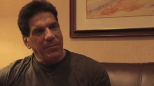 Lou Ferrigno Thinks Arnold Schwarzenegger SUCKS