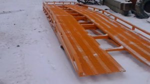 Стационарная автомобильная эстакада для склада