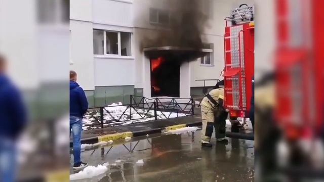 Мусоропровод подкоптил подъезд в Южно-Сахалинске смотреть онлайн