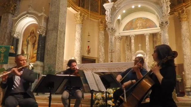 Hallelujah by Leonard Cohen, performed by The Yépez Players featuring The Skyline Quartet смотреть онлайн