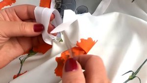 Урок 42. Обработка горловины косой бейкой изнутри. Сто Шагов Портного.mp4