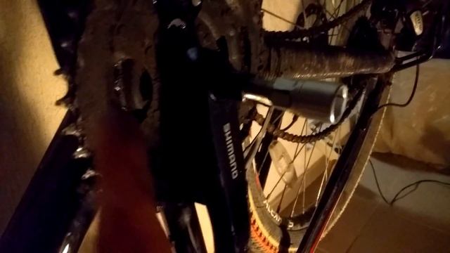 ???Ломаем велосипед - как снять прикипевшие шатуны и передние звезды? смотреть онлайн