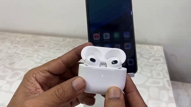 How to Connect any Apple Airpods to Any Android Phone