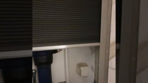 Как закрыть трубы в туалете или в ванной так, что бы они были в быстром доступе