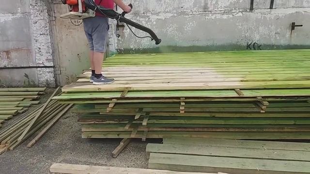 Ну очень быстрая обработка дерева антисептиком, пропитка для дерева