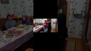 поздравление с вручением шуточных подарков
