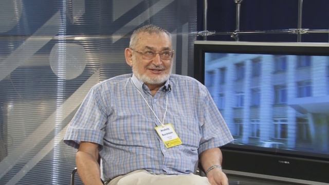 Гость в студии - Анатолий Бурштейн смотреть онлайн