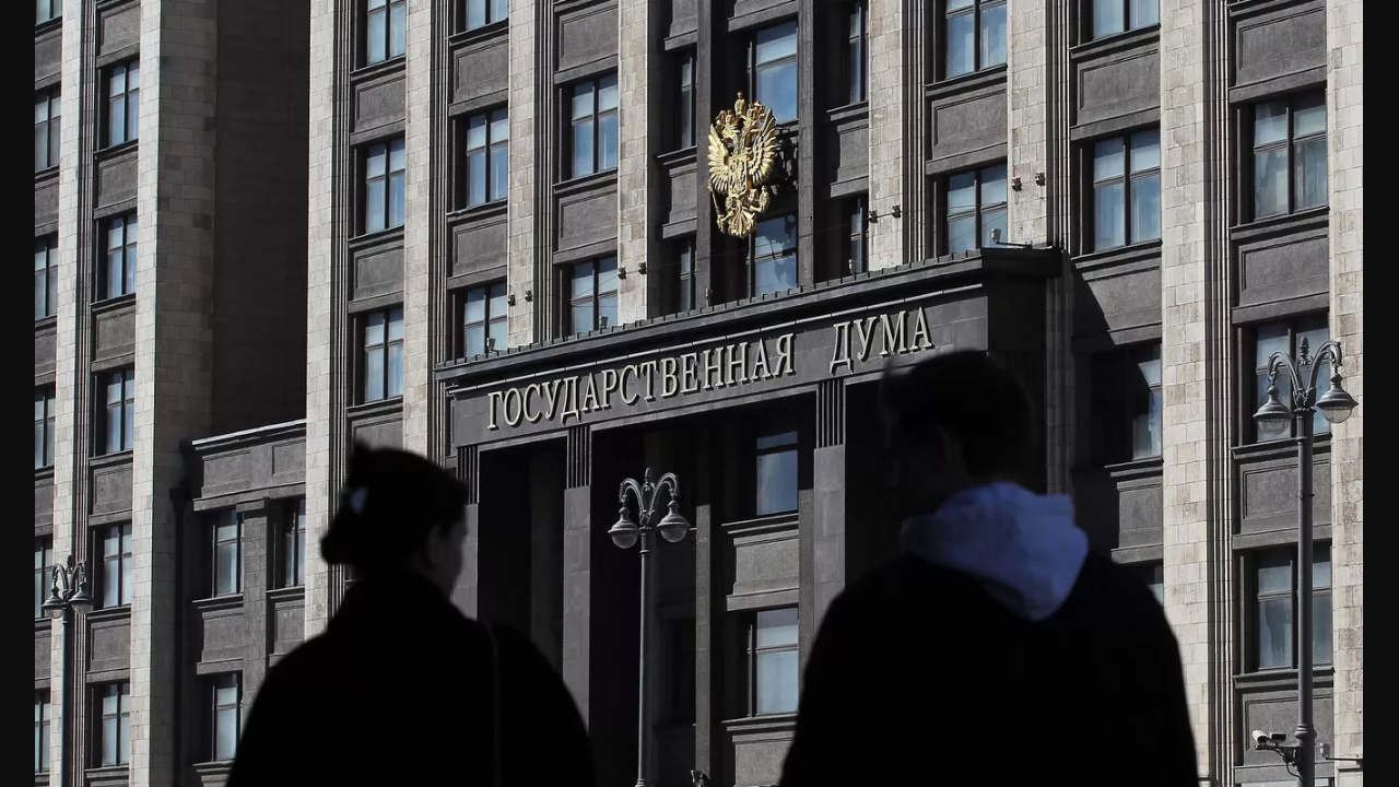 В Госдуме решили использовать только российские автомобили