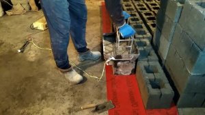 Форма для мучкоблоков шлакоблоков Form for flour blocks of slag stones