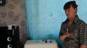 Процесс закладки яиц в инкубатор Несушка 36 яиц.