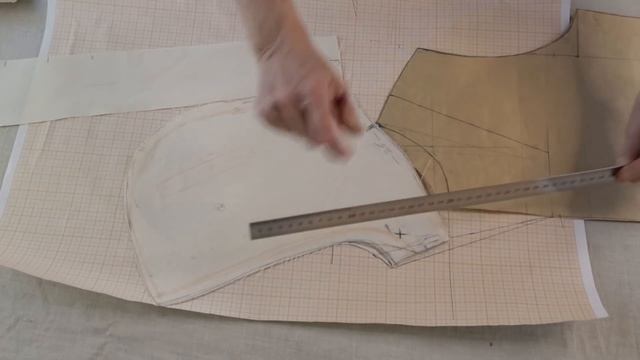 худи или платье COS моделирование капюшона смотреть онлайн