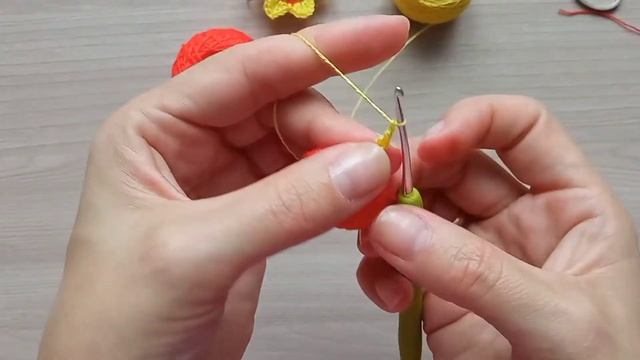 Серьги-подсолнухи крючком.Как связать серьги крючком/how to crochet earrings #серьгикрючком #вязани смотреть онлайн