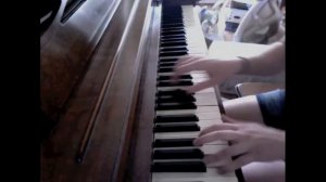 Pumped Up Kicks piano cover/tutorial