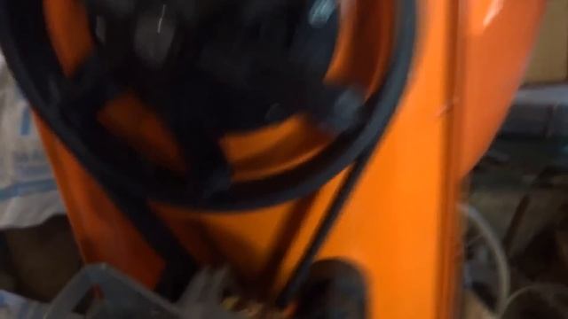 Посмотрим устройство бетономешалки