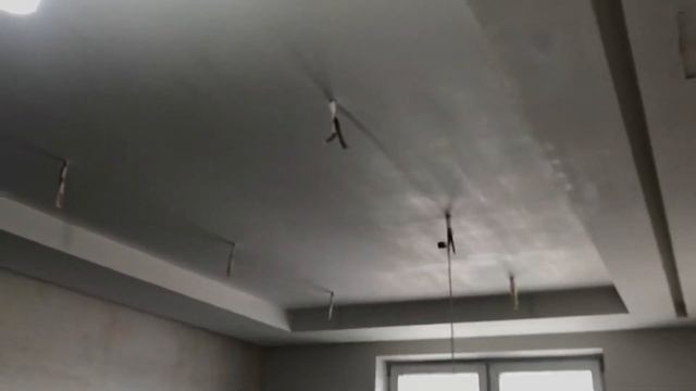 Поклейка малярного флизелина