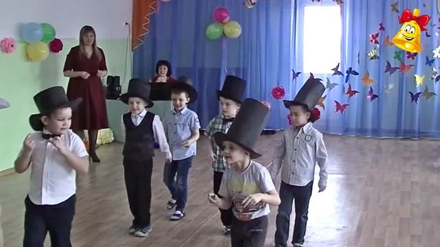 ?Праздник 8 Марта 2017 в Детском саду "КОЛОКОЛЬЧИК"? Утренник в детском саду смотреть онлайн