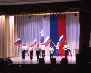 Дети поют о любви к Родине