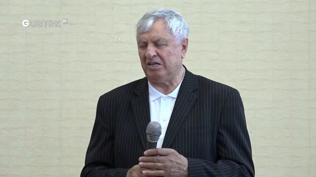 Анатолий Калашников презентовал второе издание книги «Карьера у карьера»
