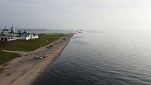 Пятиминутное видео полёта над с. Посольское: озеро Байкал, пляж и Посольский монастырь. Август 2021