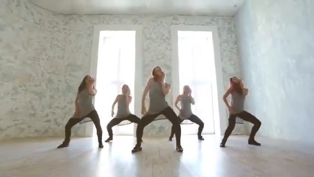 очередная подборочка музыки под которую танцуют супер девушки!!=танцуем вместе!!! смотреть онлайн