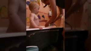 смена памперса