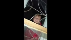 ЗАКРЫЛИ ПАЦАНА В ЗАБРОШКЕ *ОН ЗАПЛАКАЛ*