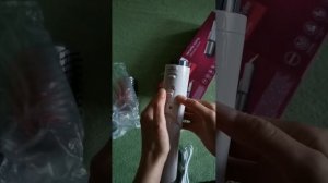 Розпаковка фен-щітки Philips BHA 710/00